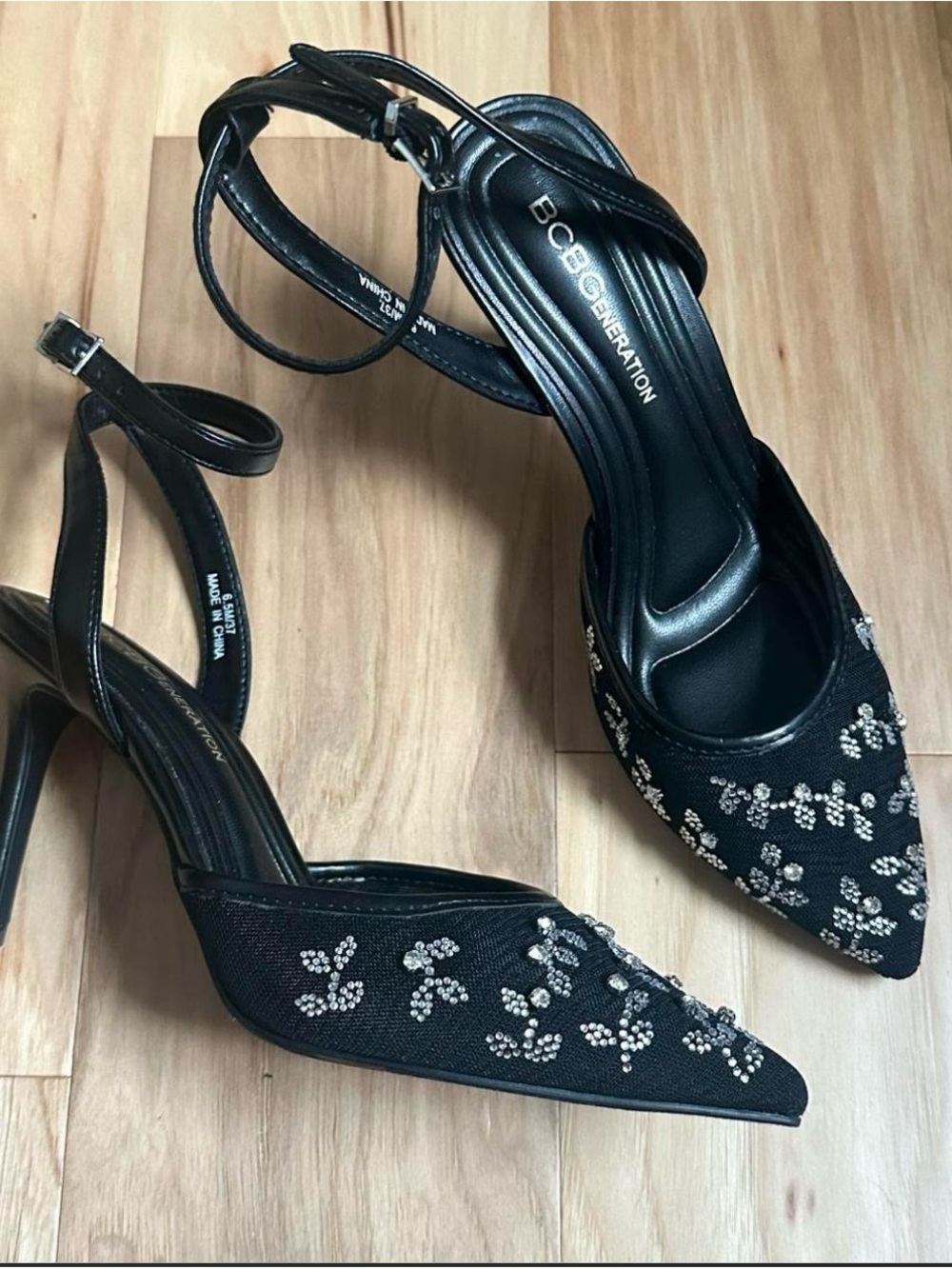 NEW BCBGeneration Silver Embellished Rhinestone Black Pointy Toe Heels